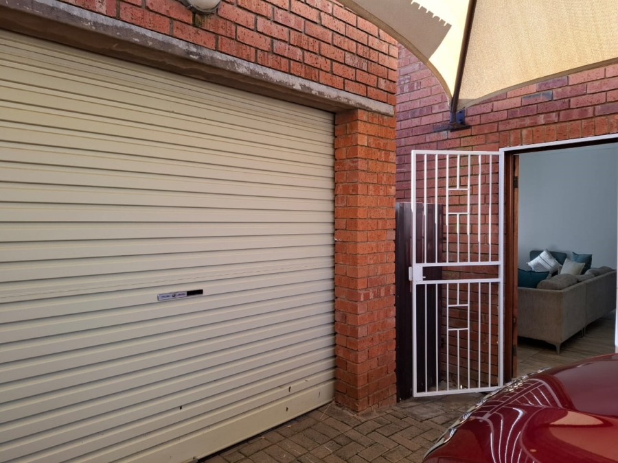 2 Bedroom Property for Sale in Noordhoek Free State